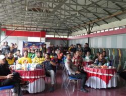 Kapolda Riau Memperkuat Kedekatan dengan Masyarakat Melalui Nobar Piala Dunia Bersama Ojol Kamtibmas