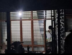 KPK Menyisir Rumah Kadis Perkebunan Kuansing Malam Ini, Dijaga Polisi Bersenjata
